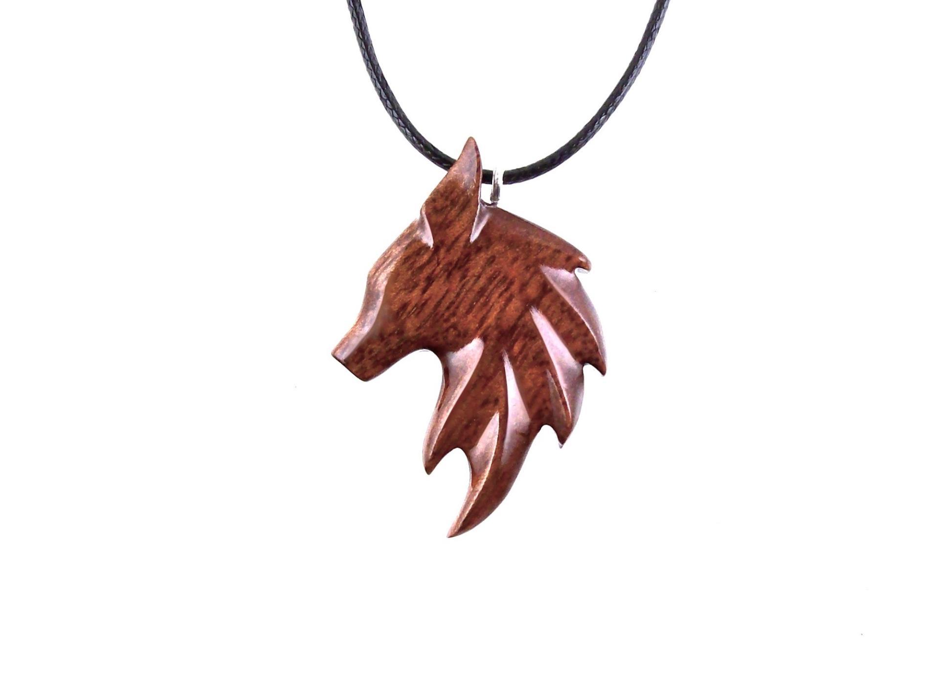 Wood outlet carving necklace