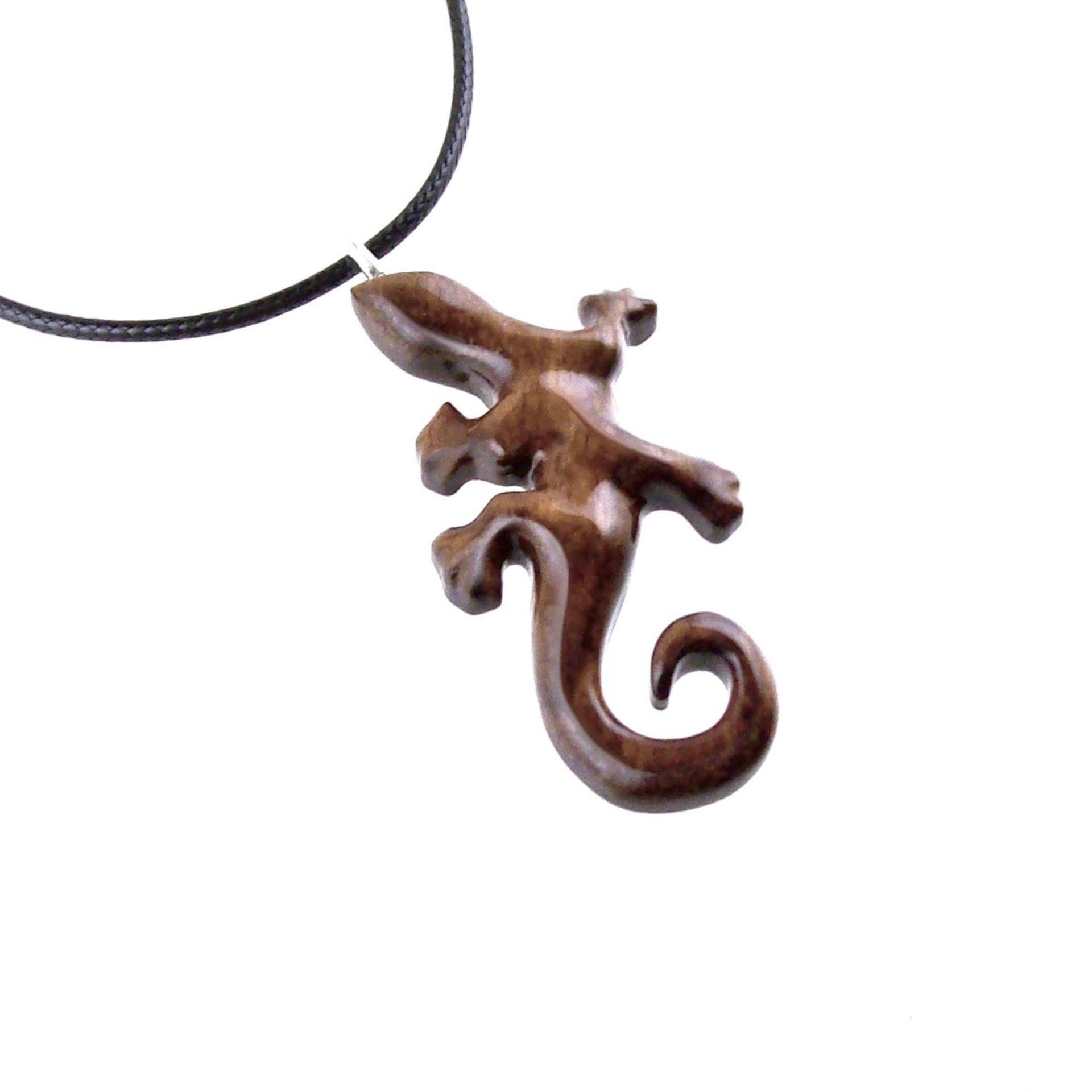 Hand Carved Gecko Pendant, Wooden Lizard Necklace, Wood Salamander Necklace, Totem Lizard Jewelry Gift for Men or Women